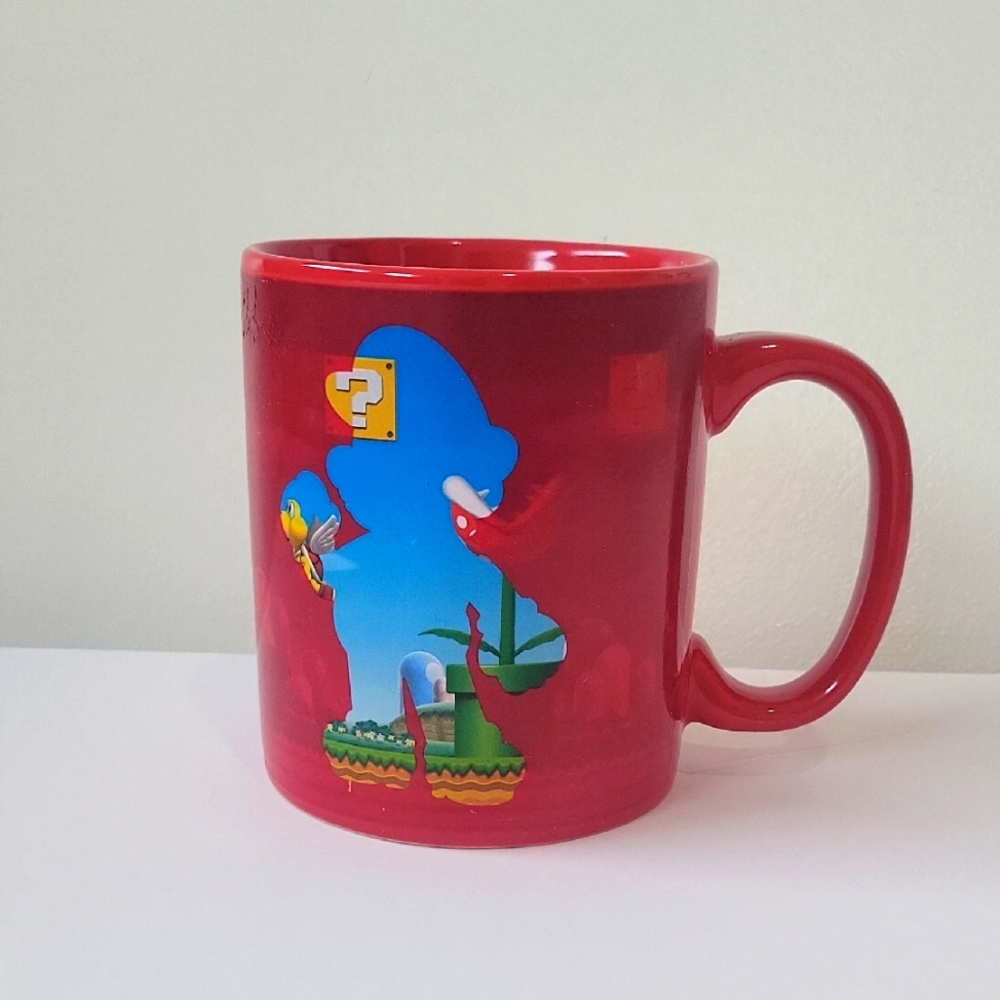 MARIO BROS. COLOR CHANGING COFFEE MUG